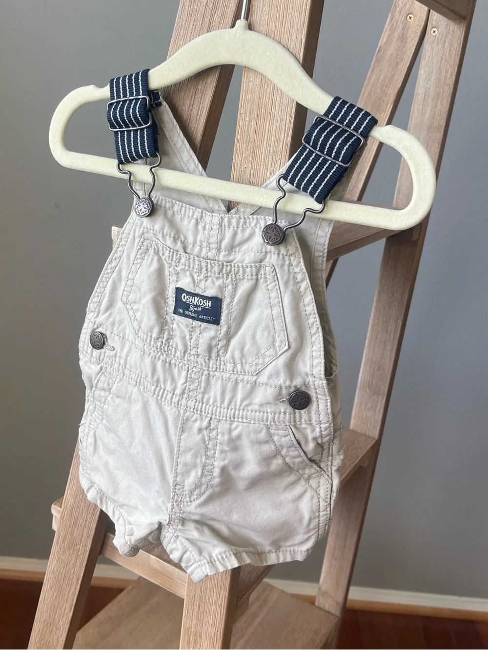OshKosh Bgosh sweet classic